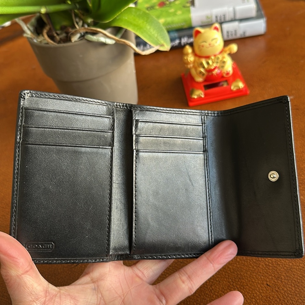 Coach Wallet - Picture 3 of 4